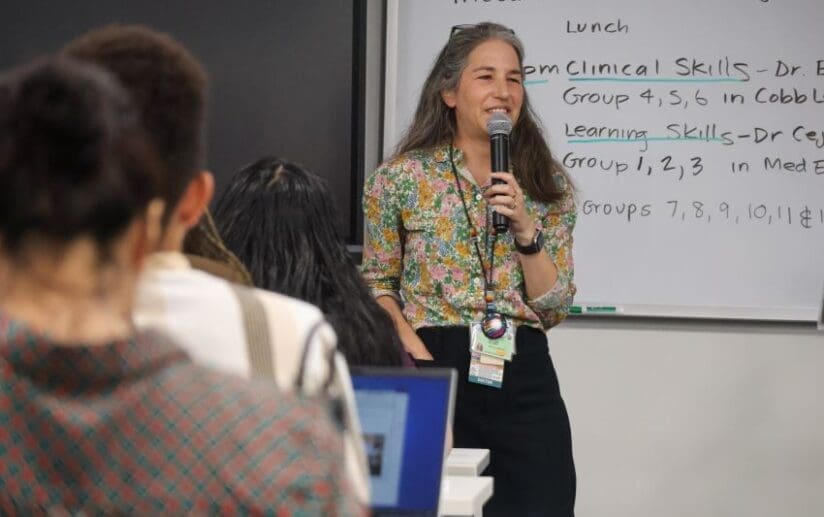 Dr. Ellen L. Rothman, Chief Medical Officer, MLK Jr. Outpatient Center and Professor of Pediatrics visited CDU to speak with the College of Medicine’s new 4-year MD program’s inaugural class. 
